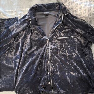 Aerie Velvet Pajama Set in Dark Gray